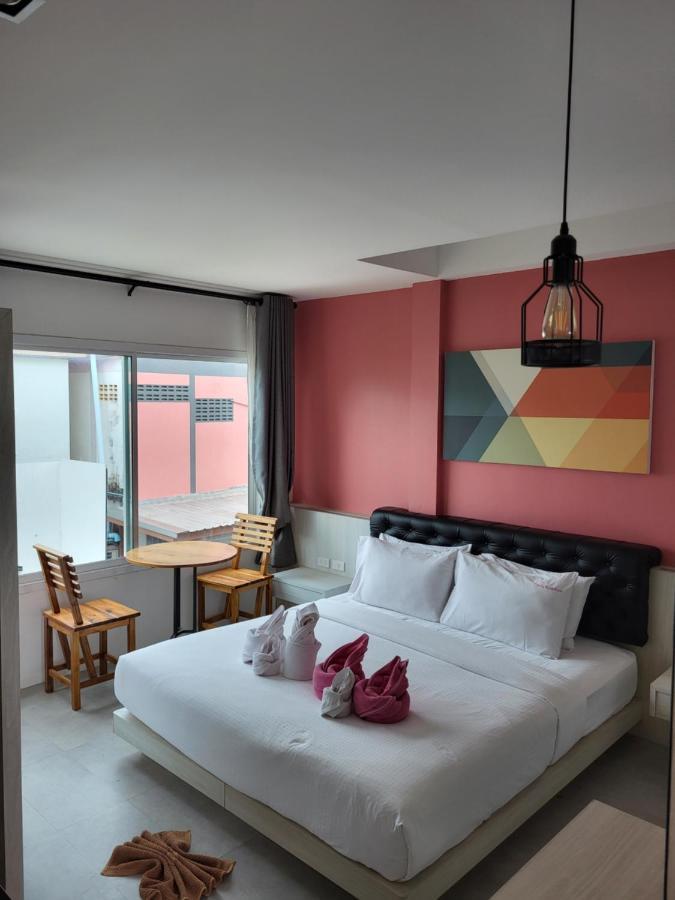 Pinky Hotel By Kanchana (Adults Only) Koh Lanta Exterior foto
