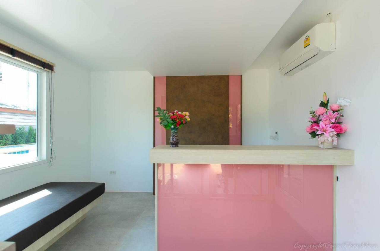 Pinky Hotel By Kanchana (Adults Only) Koh Lanta Exterior foto
